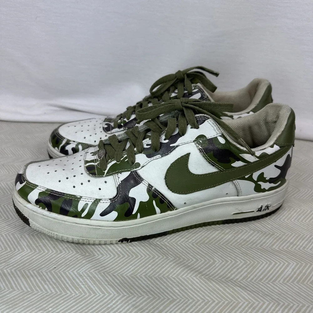 NIKE AIR FORCE 1 CAMO Size 12 306353‎ 131 White Green Sneakers 2004 Low Top Shoe